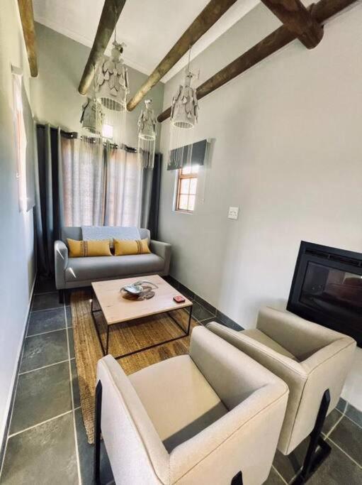 Owl Cottage - Living The Breede Malgas エクステリア 写真