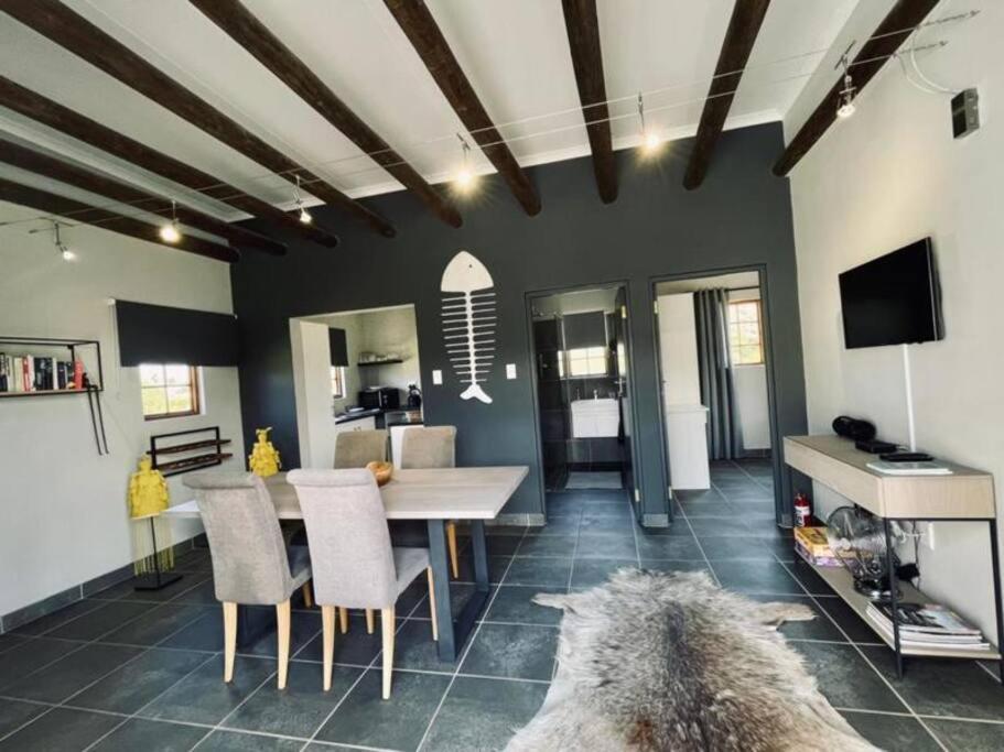 Owl Cottage - Living The Breede Malgas エクステリア 写真